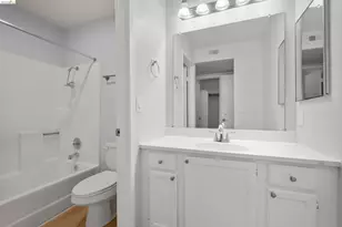 580 Canyon Oaks, Oakland, CA 94605 - Photo 29