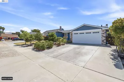3865 Polton Place Way, San Jose, CA 95121 - Photo 3