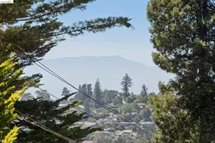 5649 Castle Dr, Oakland, CA 94611 - Photo 3