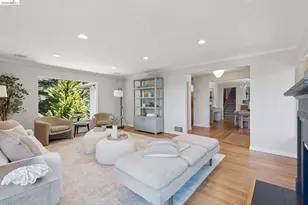 5649 Castle Dr, Oakland, CA 94611 - Photo 11