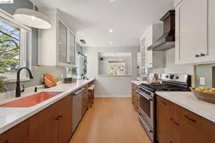 5649 Castle Dr, Oakland, CA 94611 - Photo 19