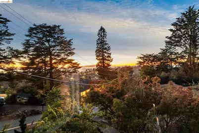 5649 Castle Dr., Oakland, CA 94611 - Photo 55