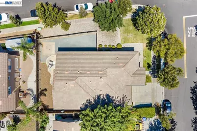 327 Goodall Dr, Mountain House, CA 95391 - Photo 49