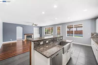 240 Angora St, Patterson, CA 95363 - Photo 7