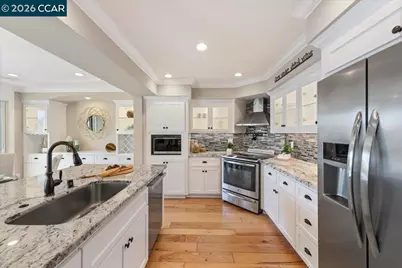 2501 Pine Knoll Dr #8, Walnut Creek, CA 94595 - Photo 3