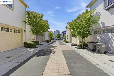 4360 Panorama Dr, Dublin, CA 94568 - Photo 51