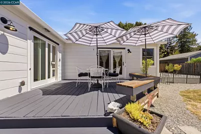 8 Lander Dr, Martinez, CA 94553 - Photo 47