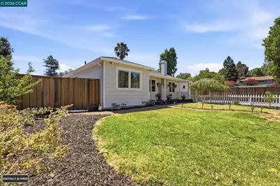 8 Lander Dr, Martinez, CA 94553 - Photo 11
