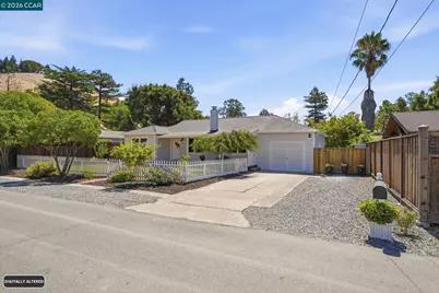 8 Lander Dr, Martinez, CA 94553 - Photo 3