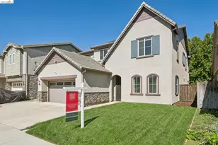 320 Heritage Ln, Dixon, CA 95620 - Photo 3