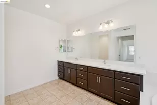 320 Heritage Ln, Dixon, CA 95620 - Photo 35