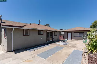 2540 Tara Hills Drive, San Pablo, CA 94806 - Photo 63