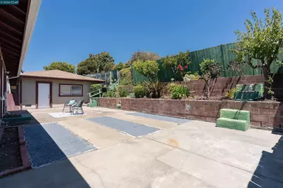 2540 Tara Hills Drive, San Pablo, CA 94806 - Photo 65
