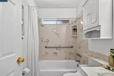 2540 Tara Hills Drive, San Pablo, CA 94806 - Photo 41