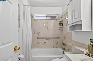 2540 Tara Hills Dr, San Pablo, CA 94806 - Photo 41