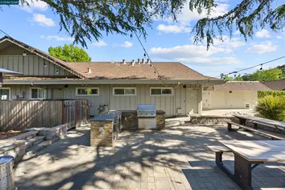 36 Miramonte Dr, Moraga, CA 94556 - Photo 19