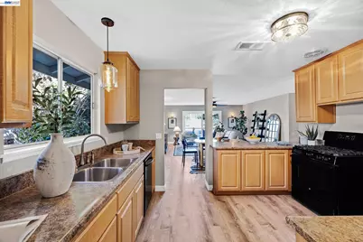 1035 Marigold Rd, Livermore, CA 94551 - Photo 13