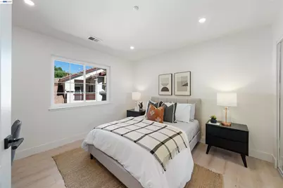 5740 Belleza Dr, Pleasanton, CA 94588 - Photo 33
