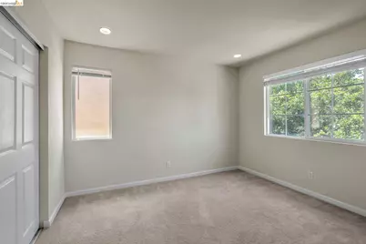 544 Pine Creek Cir, Fairfield, CA 94534 - Photo 23