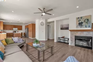 544 Pine Creek Cir, Fairfield, CA 94534 - Photo 9