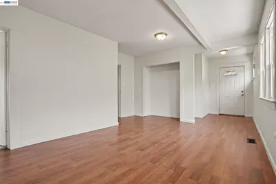 1520 51st Ave, Oakland, CA 94601 - Photo 25