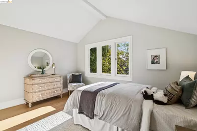 67 Lincoln Ave, Piedmont, CA 94611 - Photo 35
