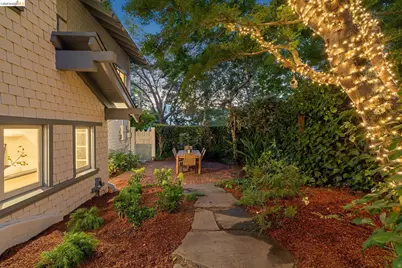 67 Lincoln Ave, Piedmont, CA 94611 - Photo 75