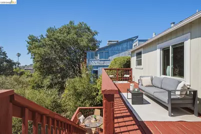 7843 Outlook Ave, Oakland, CA 94605 - Photo 31