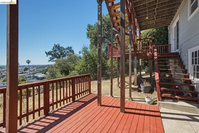 7843 Outlook Ave, Oakland, CA 94605 - Photo 37