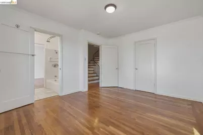 7843 Outlook Ave, Oakland, CA 94605 - Photo 23