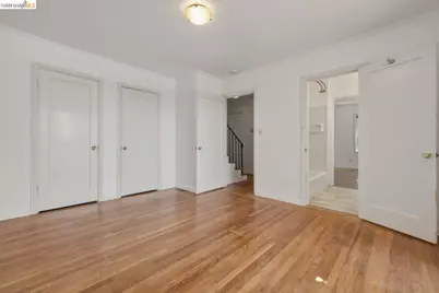 7843 Outlook Ave, Oakland, CA 94605 - Photo 25