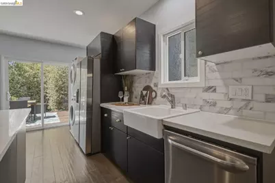 2523 Martin Luther King Jr Way, Oakland, CA 94612 - Photo 15