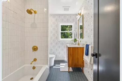 136 Arbor Dr, Piedmont, CA 94610 - Photo 23