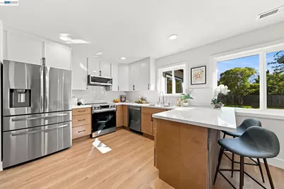 1829 Elkwood Dr, Concord, CA 94519 - Photo 9
