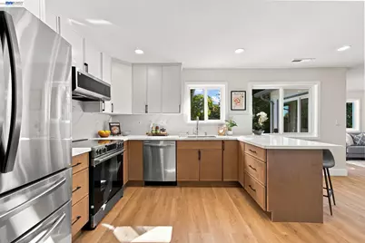 1829 Elkwood Dr, Concord, CA 94519 - Photo 13