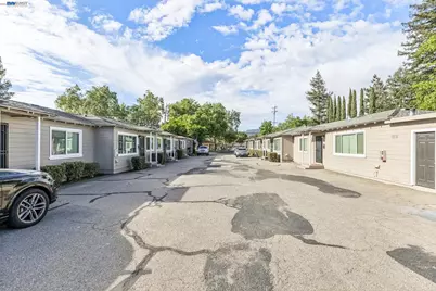 187 Old Bernal Ave, Pleasanton, CA 94566 - Photo 9
