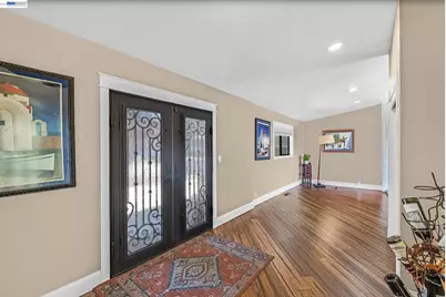 28016 Whitestone Ct, Hayward, CA 94542 - Photo 3