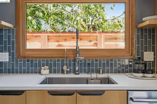 1236 Allston Way, Berkeley, CA 94702 - Photo 25