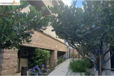 1121 40th St #5102, Emeryville, CA 94608 - Photo 21