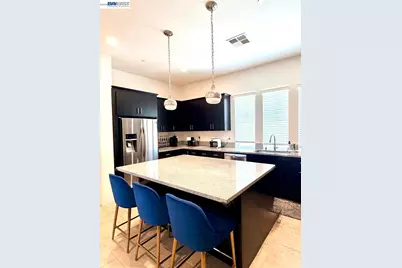 2181 Donnells Ln, Dublin, CA 94568 - Photo 5
