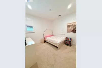 2181 Donnells Ln, Dublin, CA 94568 - Photo 17