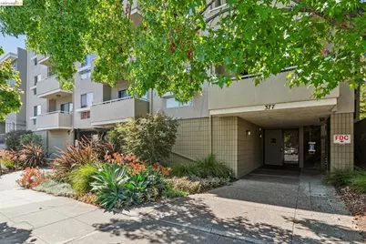 377 Palm Ave #305, Oakland, CA 94610 - Photo 29
