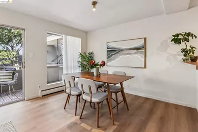 377 Palm Ave #305, Oakland, CA 94610 - Photo 5