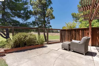 359 Kinross Dr, Walnut Creek, CA 94598 - Photo 45