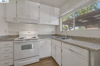 4606 Fanwood Ter, Fremont, CA 94538 - Photo 5