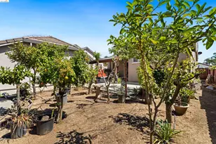 1676 Hickam Cir, Suisun City, CA 94585 - Photo 43