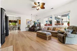 1676 Hickam Cir, Suisun City, CA 94585 - Photo 9