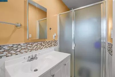 96 Corte Eulalia, San Lorenzo, CA 94580 - Photo 17