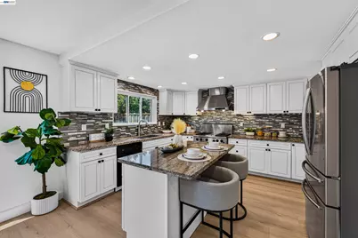 34499 Salinas Pl, Fremont, CA 94555 - Photo 15