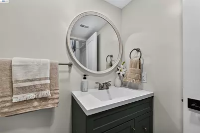34499 Salinas Pl, Fremont, CA 94555 - Photo 9